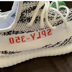 Yeezy 350 boost zebra v2